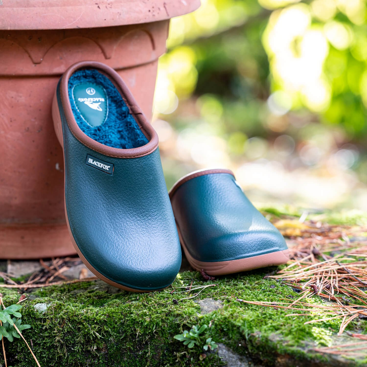 Blackfox Women s fur lined clogs