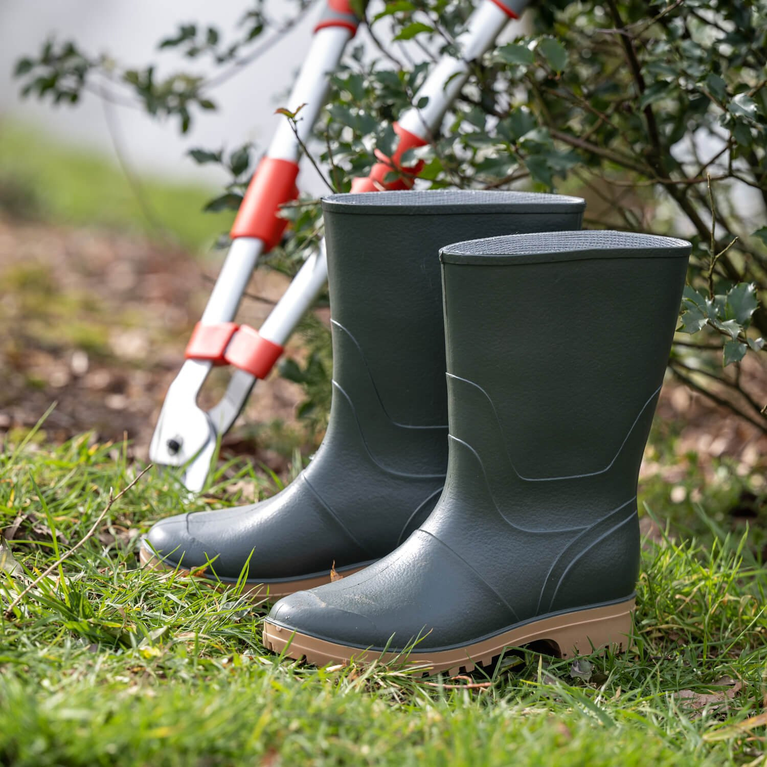 Boys rigger boots shop