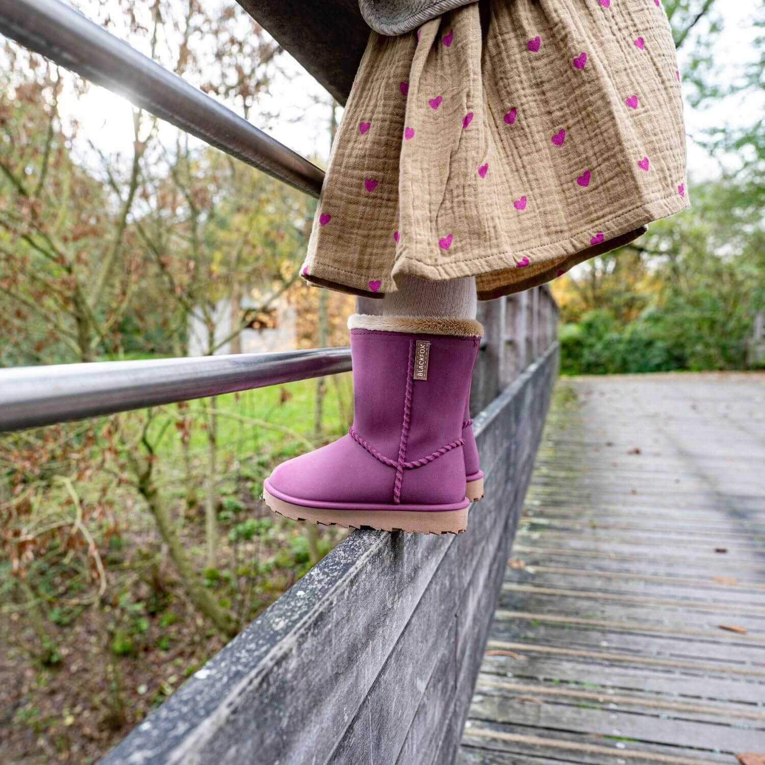 db cheyennetoo enfant framboise  porté
